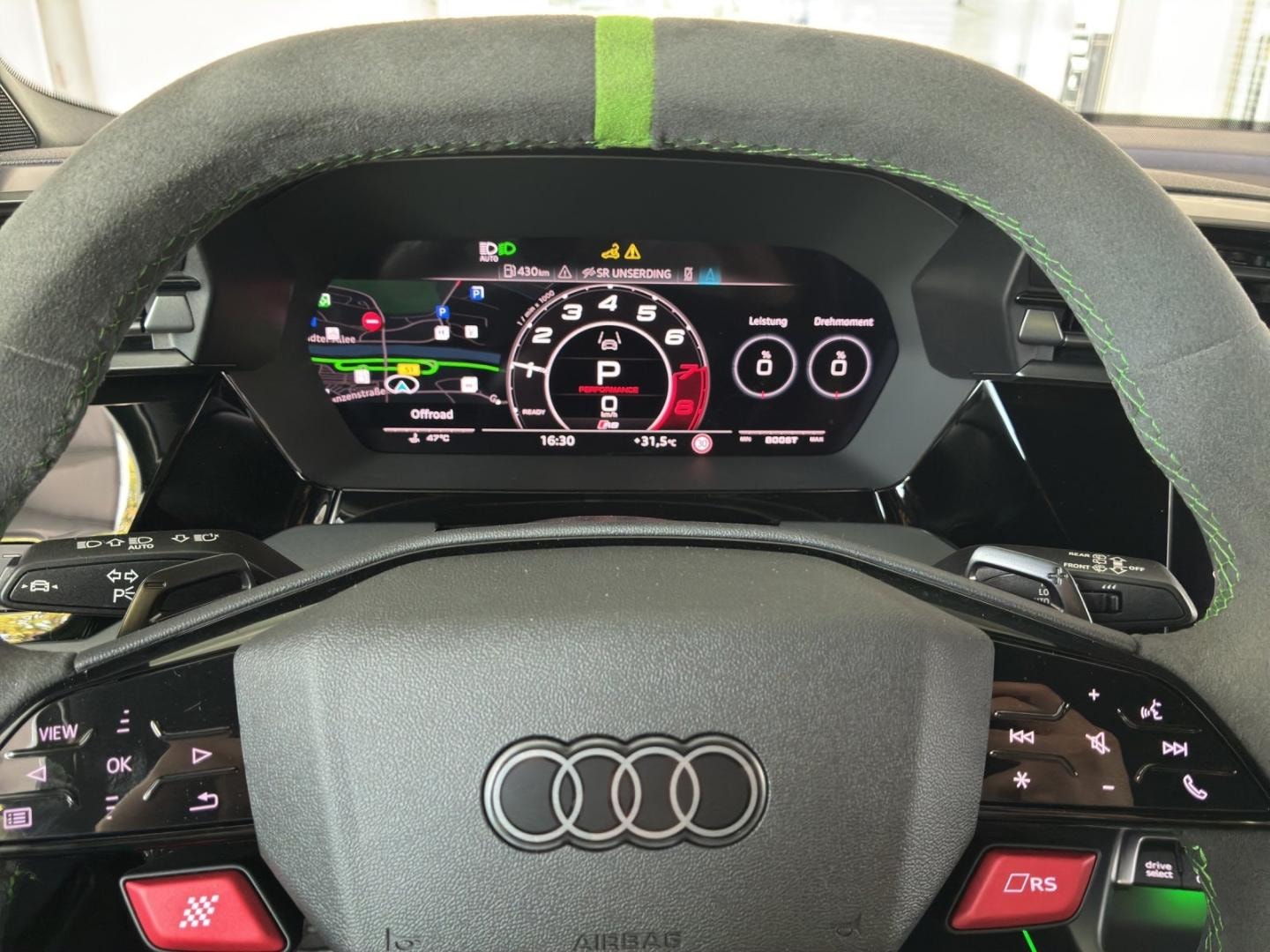 Bild über Audi RS 3 Sportback TFSI quattro S tronic - für weitere Informationen kontaktieren Sie den Audi Partner