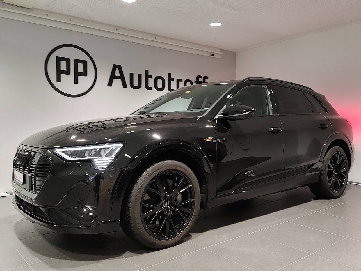 Image about Audi e-tron S line 55 quattro 300,00 kW