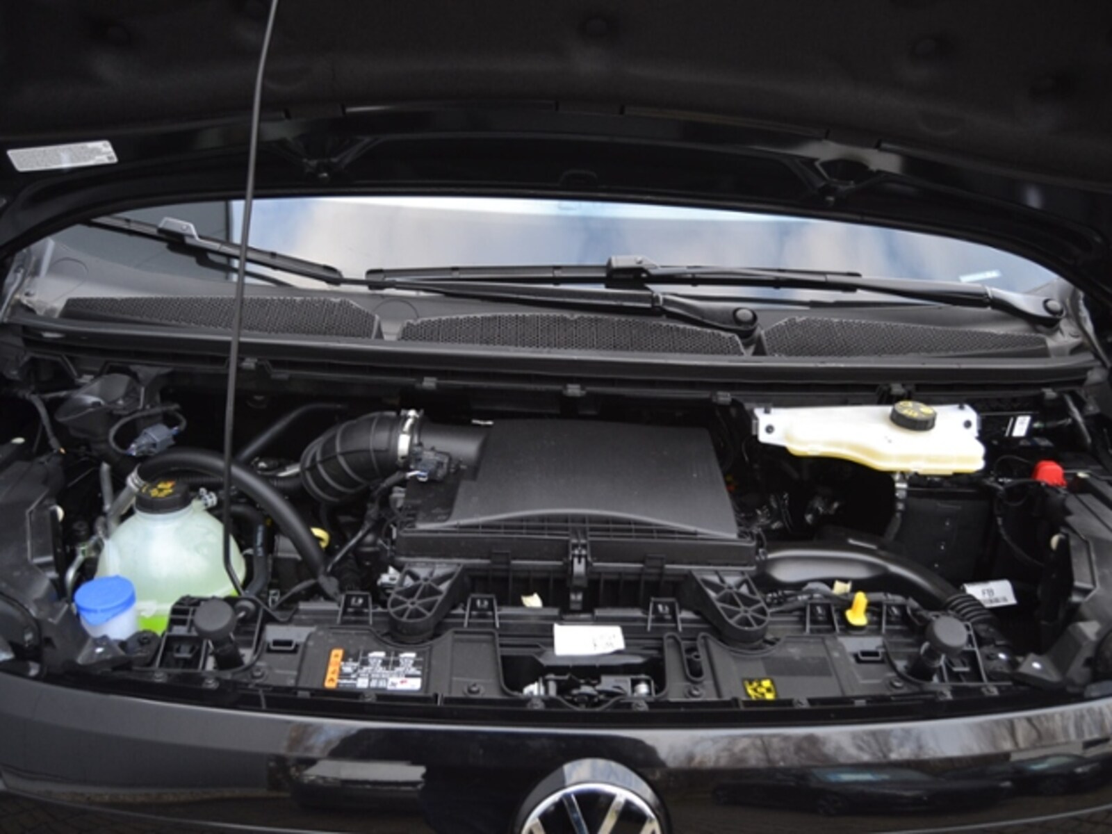 Volkswagen Caravelle langer Radstand – Bild 13