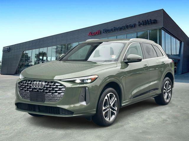 2025 Audi Q5 40 Premium Plus's photo