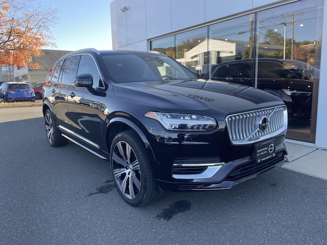 2025 Volvo XC90 Plug-In Hybrid
