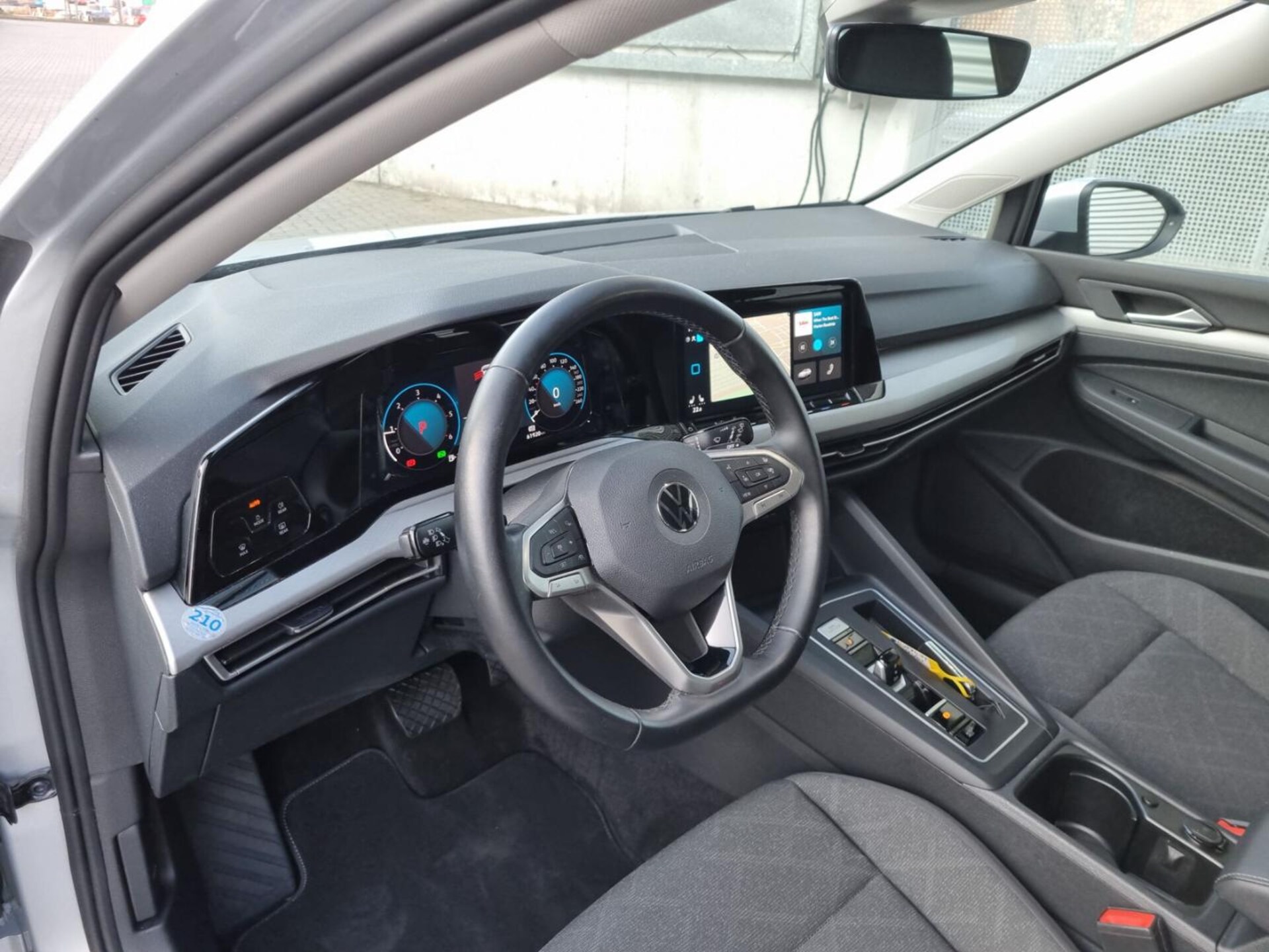 Volkswagen Golf Variant Life