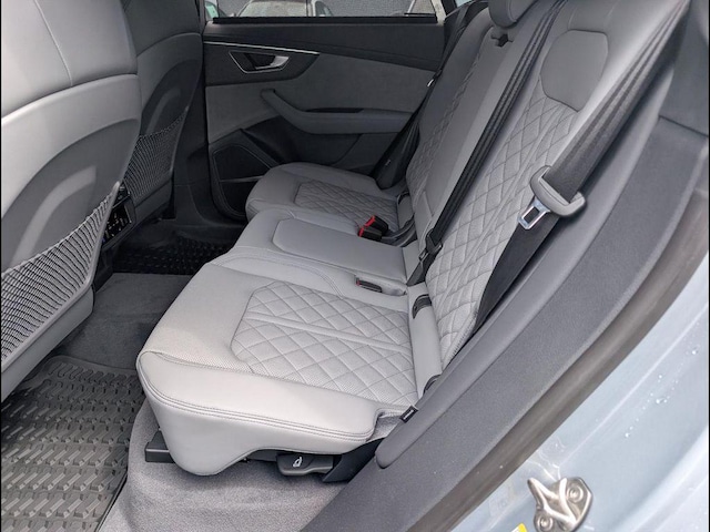 2026 Audi SQ8 Prestige - Photo 6