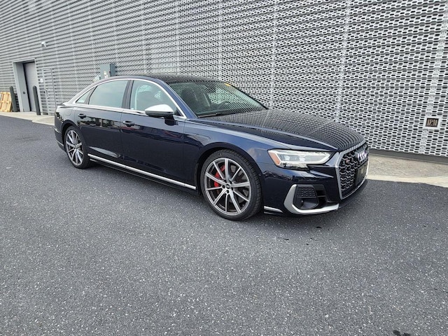 2023 Audi S8 L