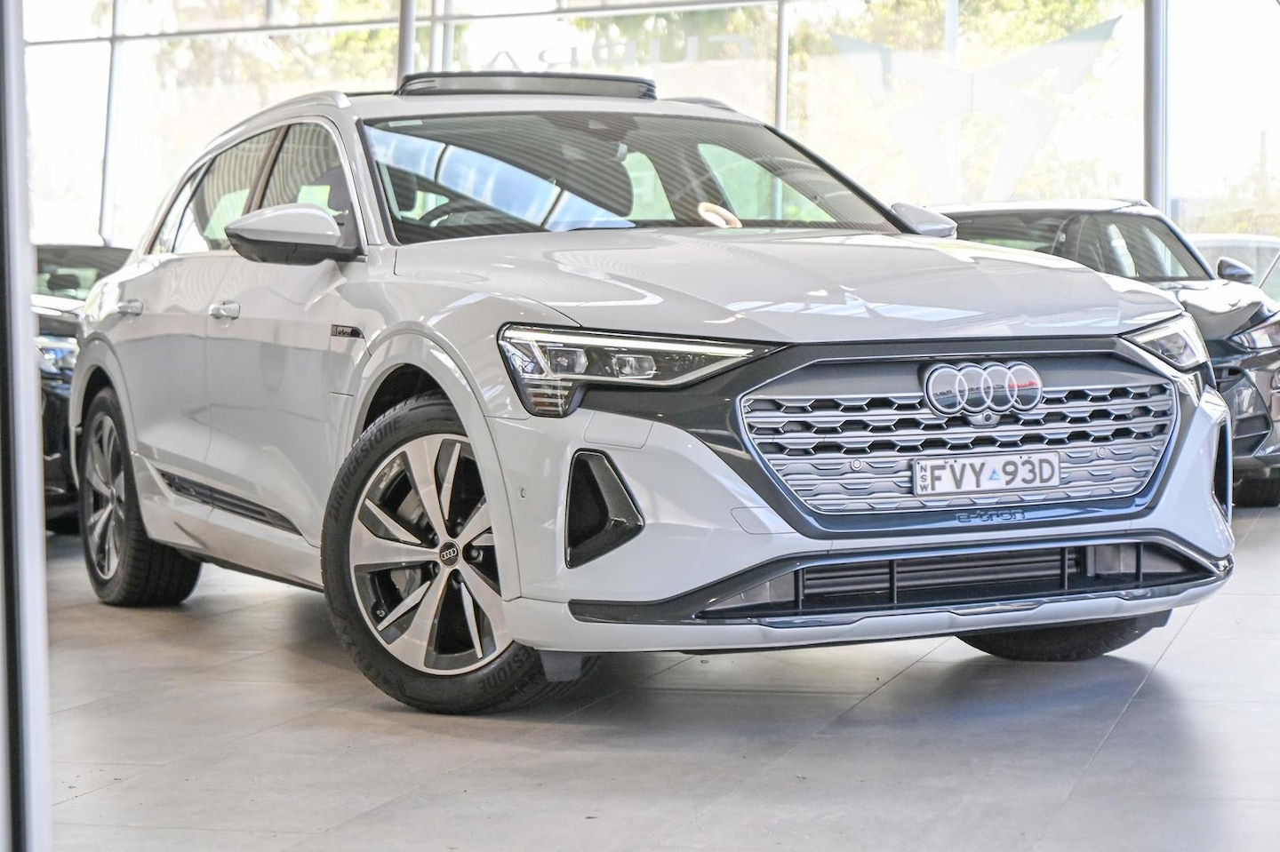 Image about Audi Q8 e-tron 50 e-tron quattro