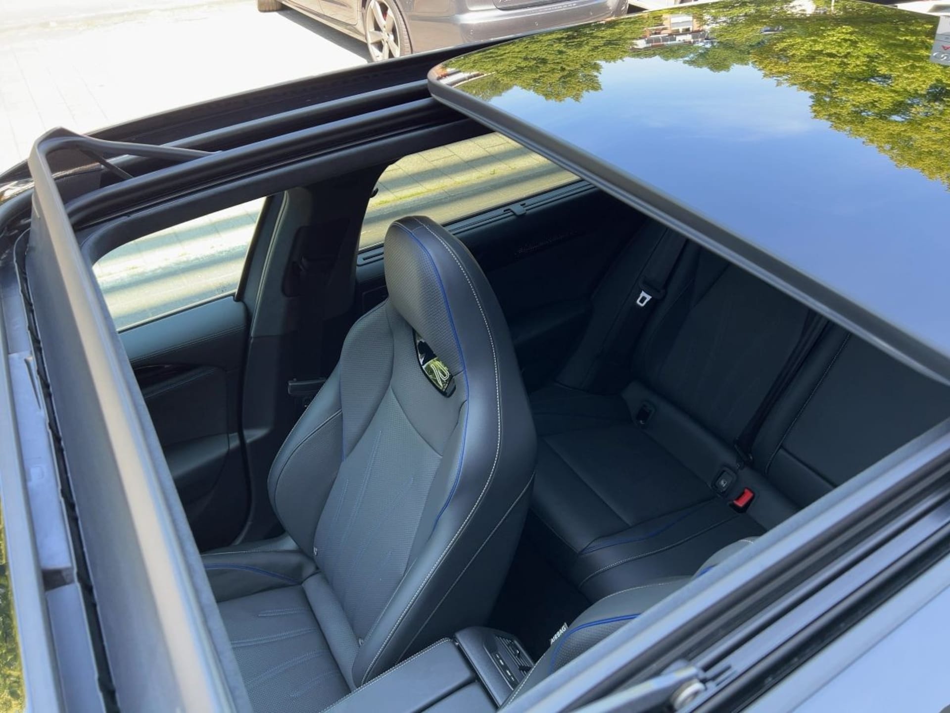 Volkswagen Passat R-Line
