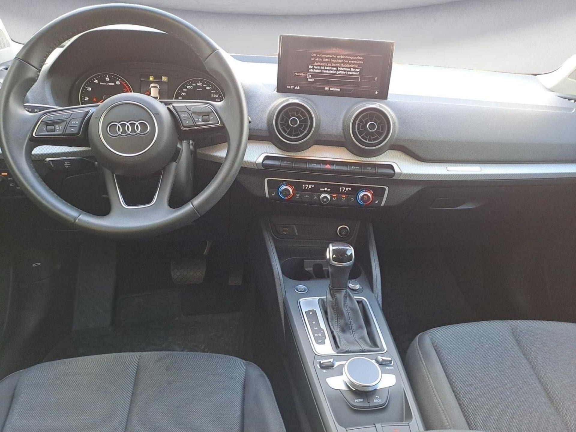 Audi Q2 S line