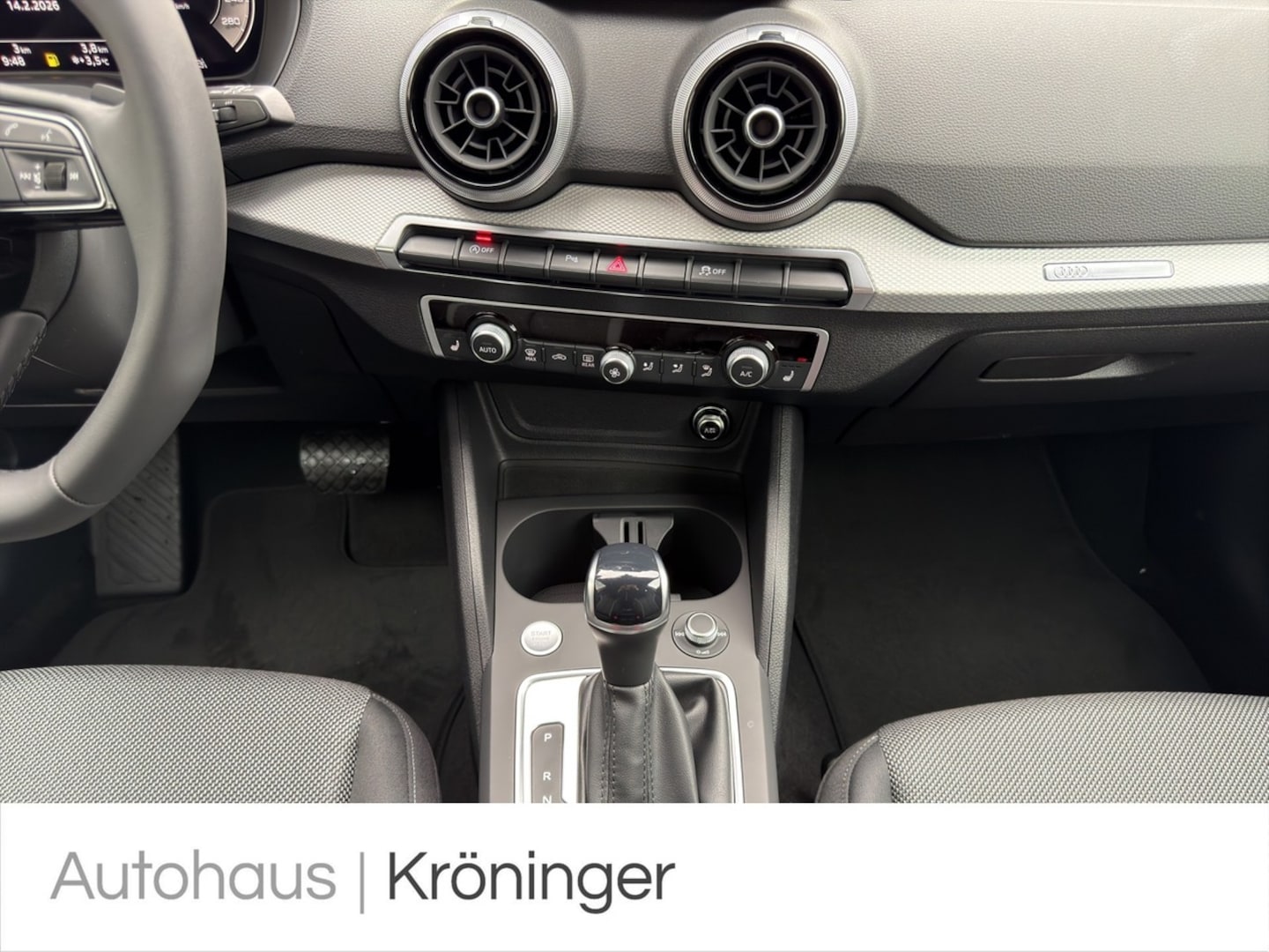 Bild über Audi Q2 advanced 35 TFSI S tronic - für weitere Informationen kontaktieren Sie den Audi Partner