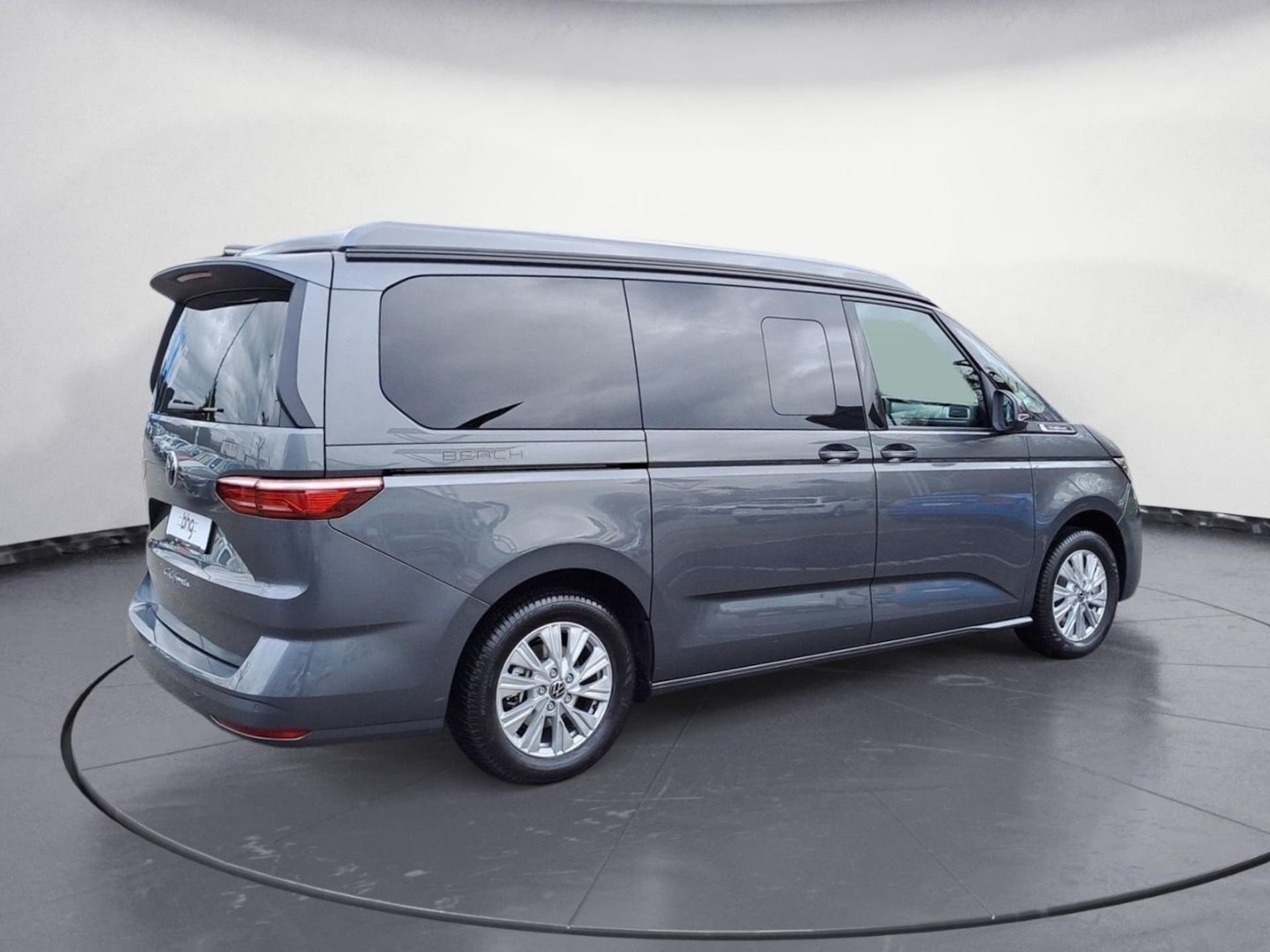 Volkswagen California Beach Camper