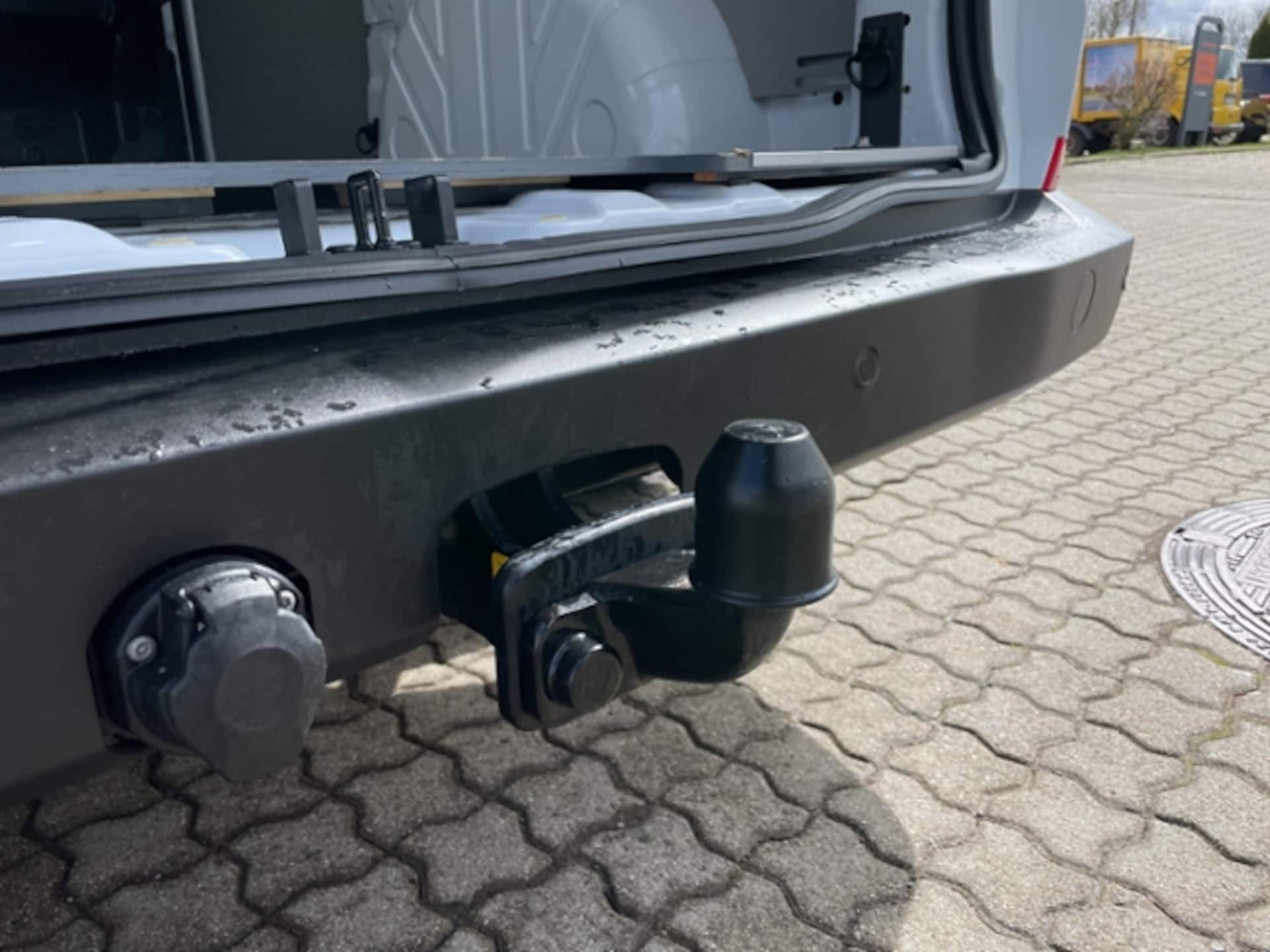 Volkswagen Transporter Kasten kurzer Radstand