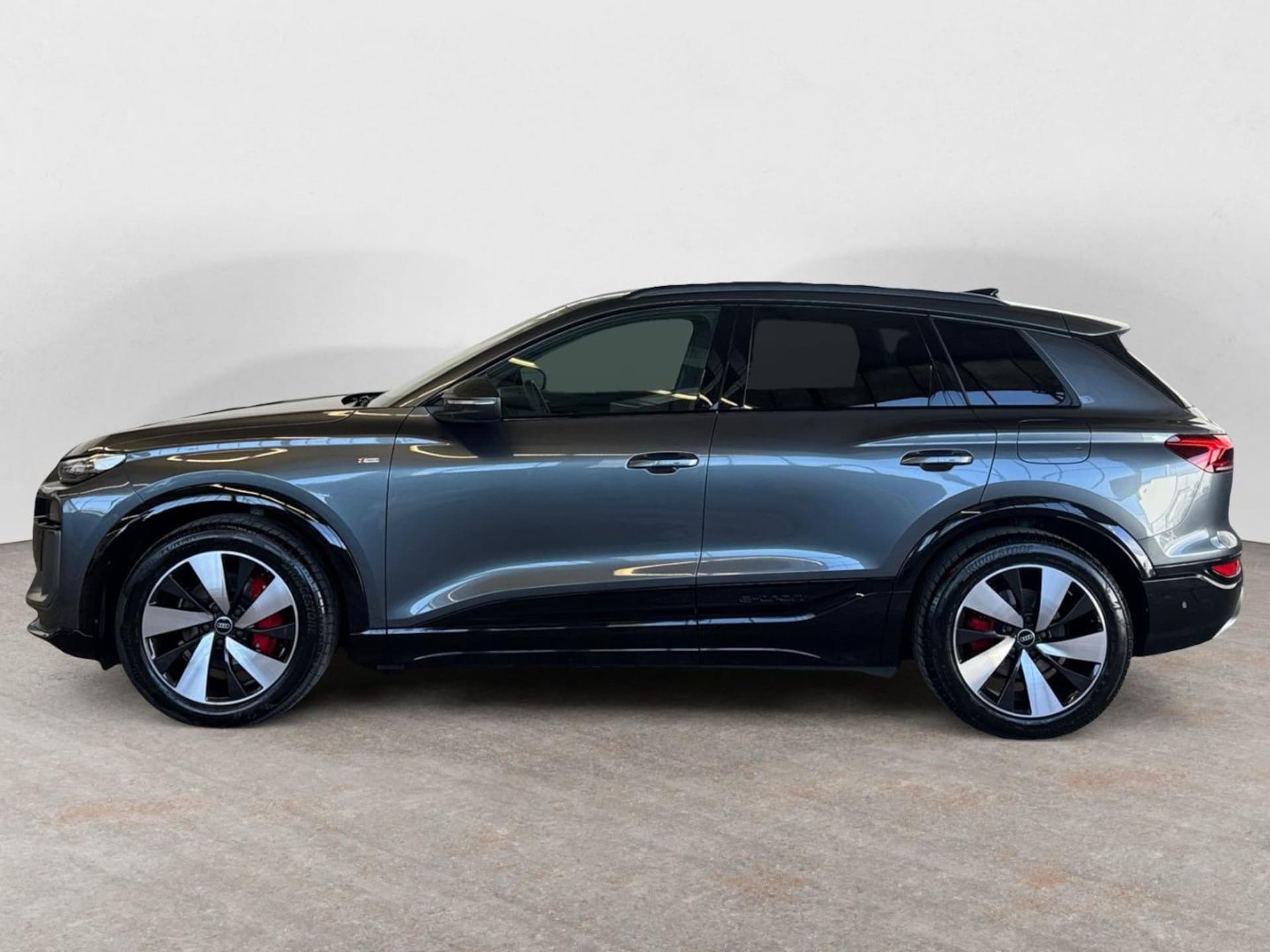 Audi Q6 SUV e-tron