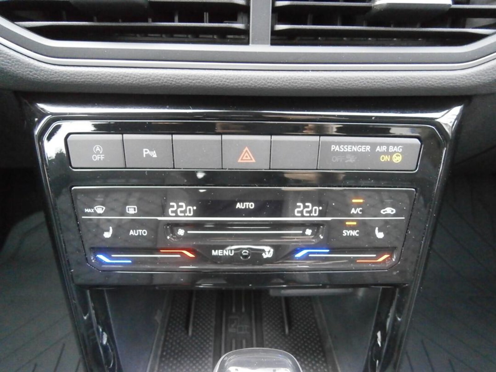 Volkswagen T-Cross – Bild 11