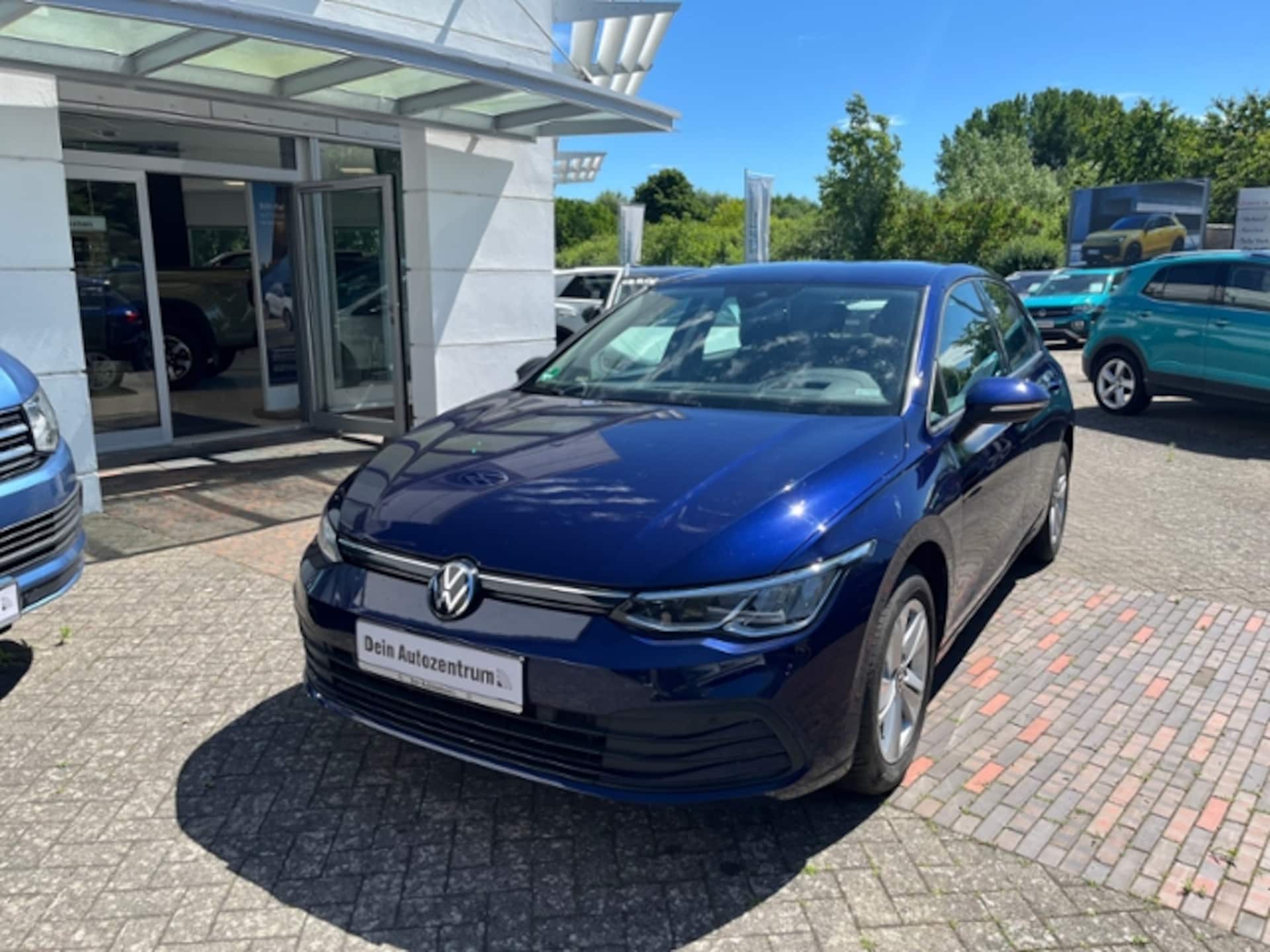 Volkswagen Golf Life