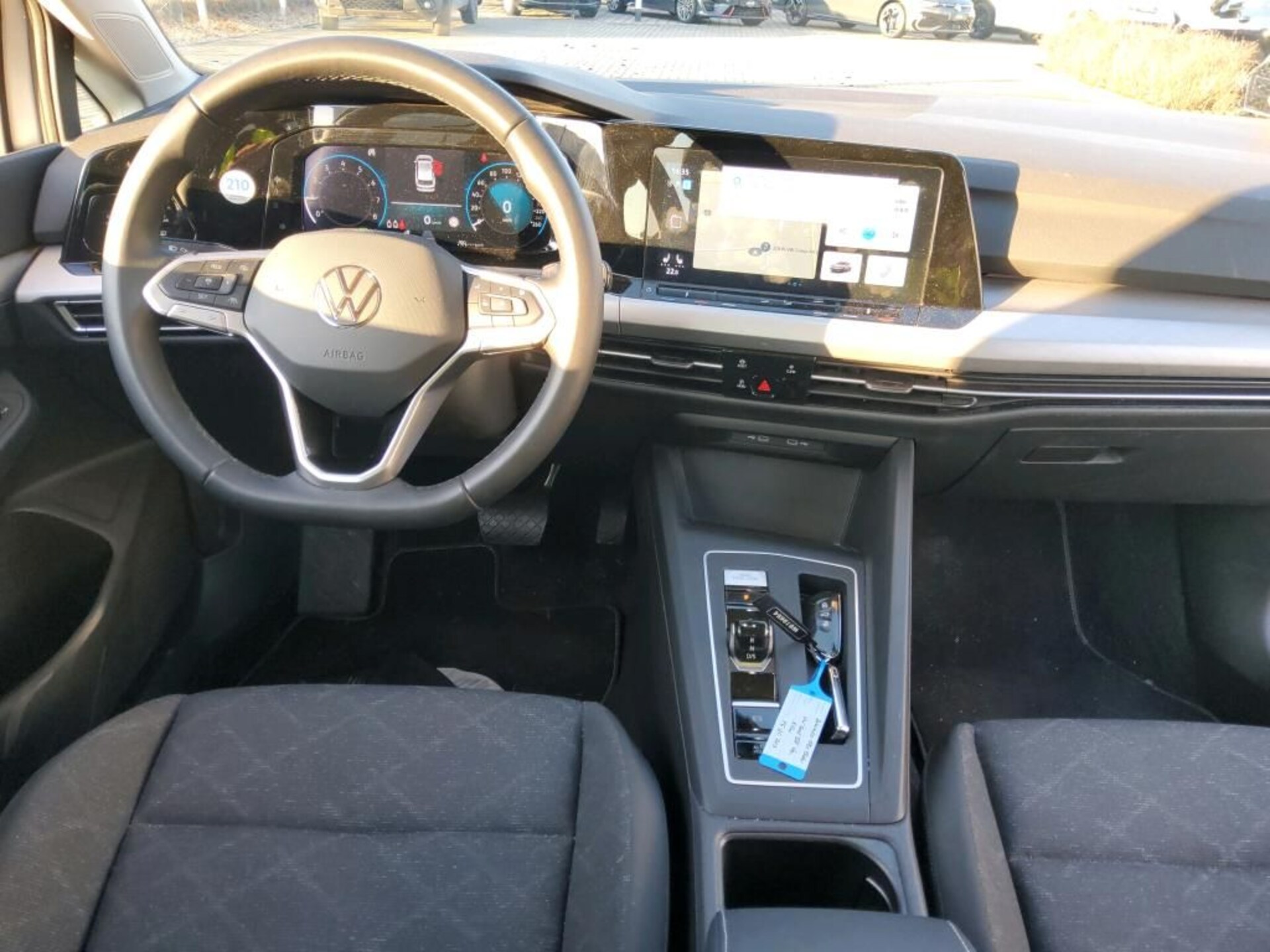Volkswagen Golf Variant Life