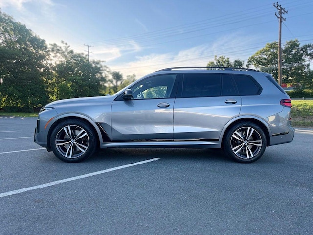 2023 BMW X7