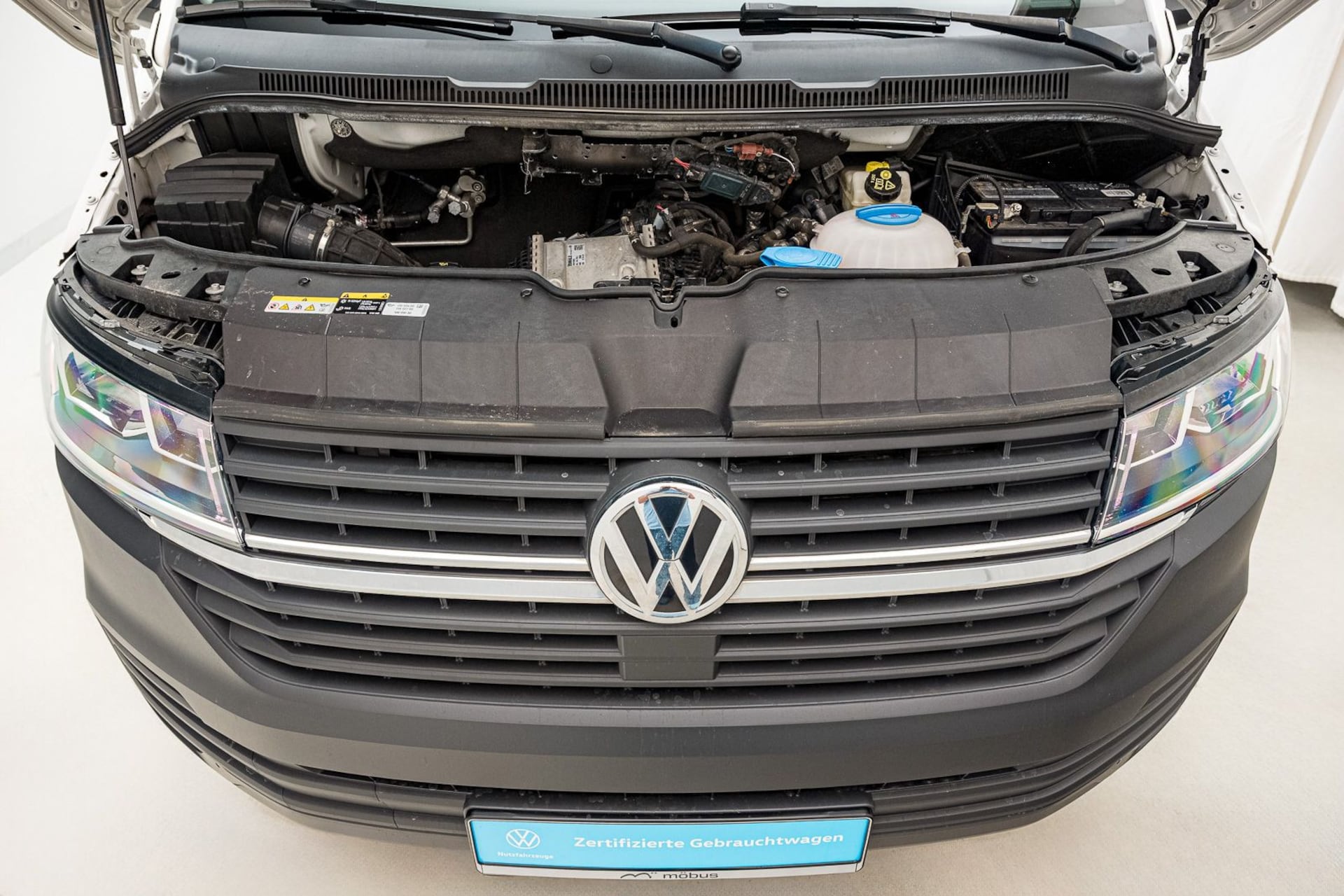 Volkswagen T6.1 Transporter Kasten langer Radstand