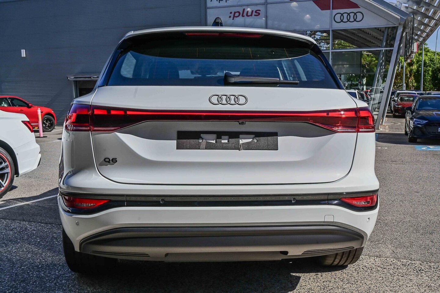 Image about Audi Q6 SUV e-tron e-tron