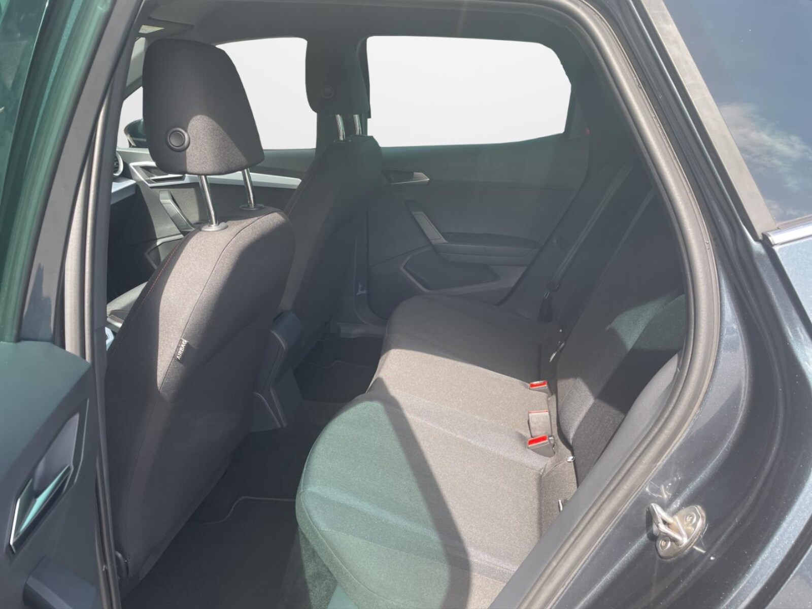 SEAT Arona – Bild 12
