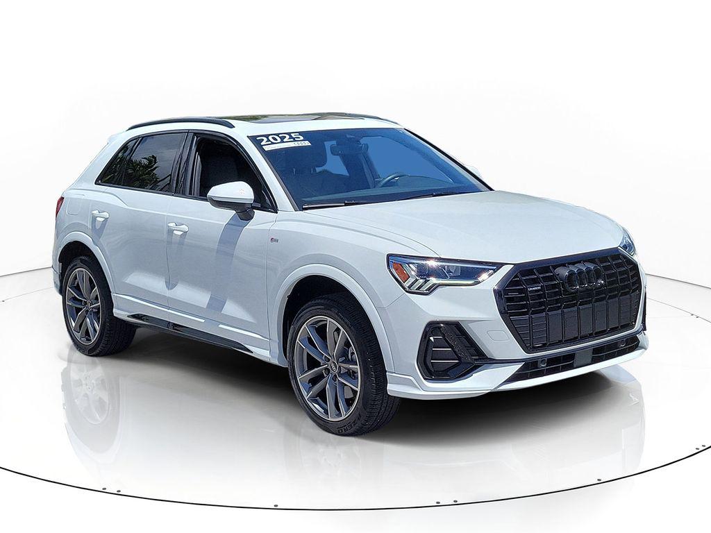 2025 Audi Q3 45 TFSI S Line Premium quattro's photo