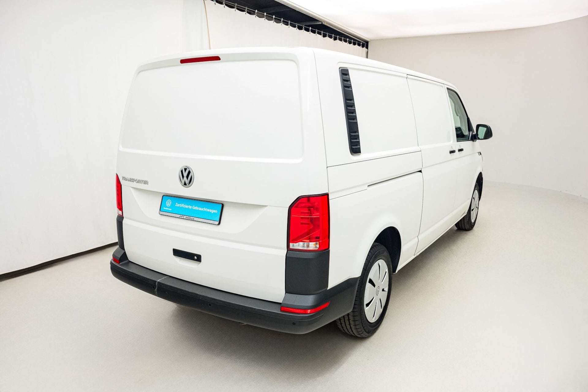 Volkswagen T6.1 Transporter Kasten langer Radstand