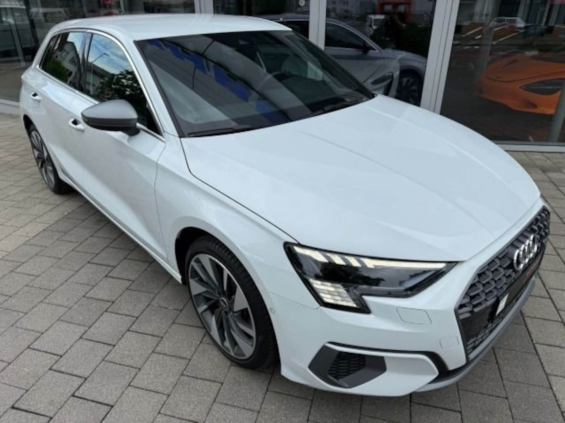 Audi A3 Sportback edition one