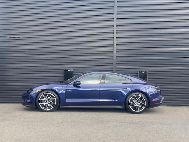 2025 Porsche Taycan