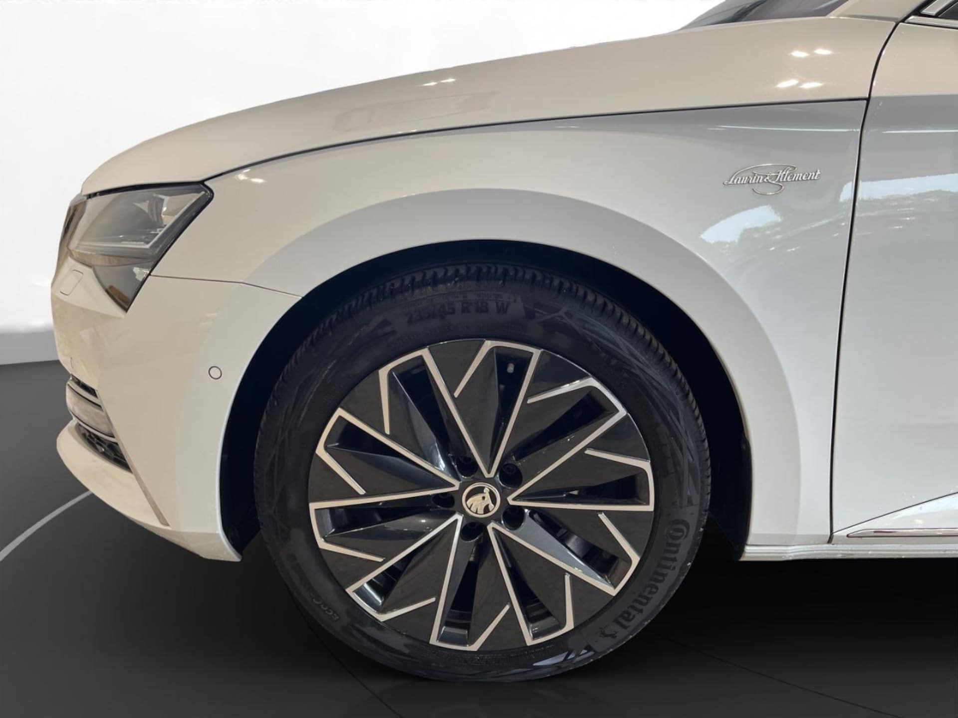Skoda Superb Combi Laurin & Klement
