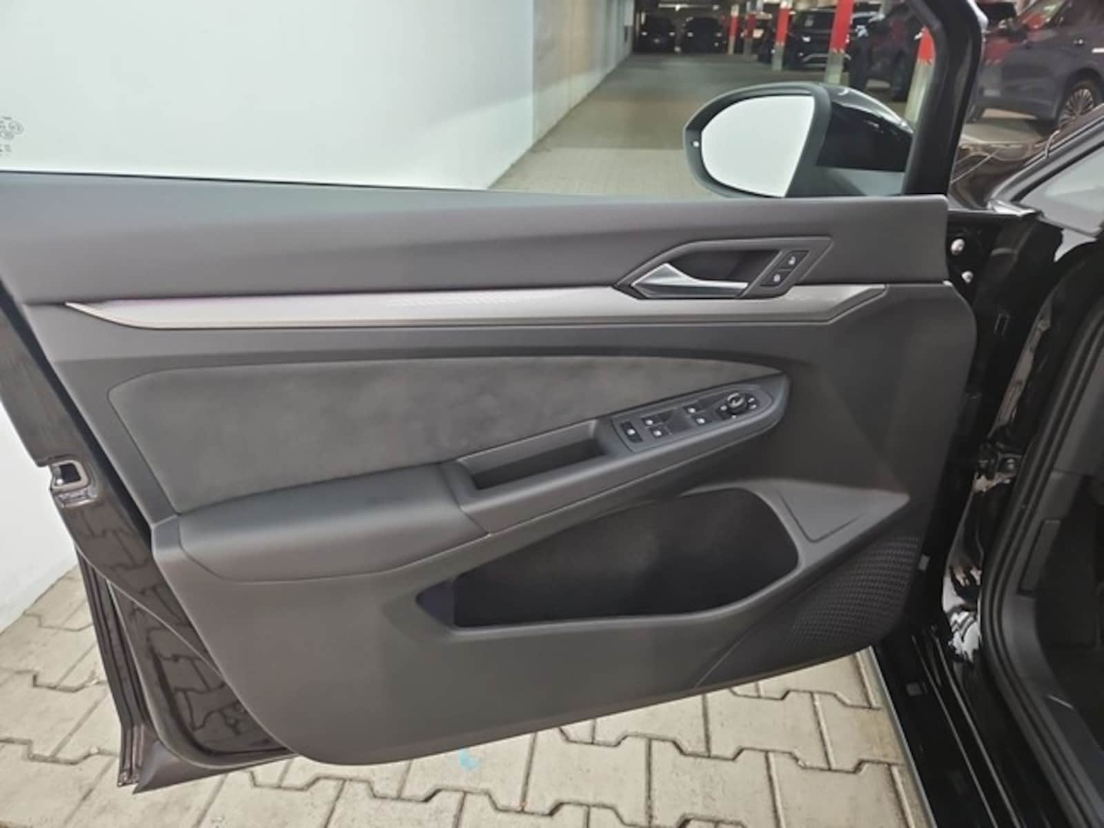 Volkswagen Golf Variant – Bild 6