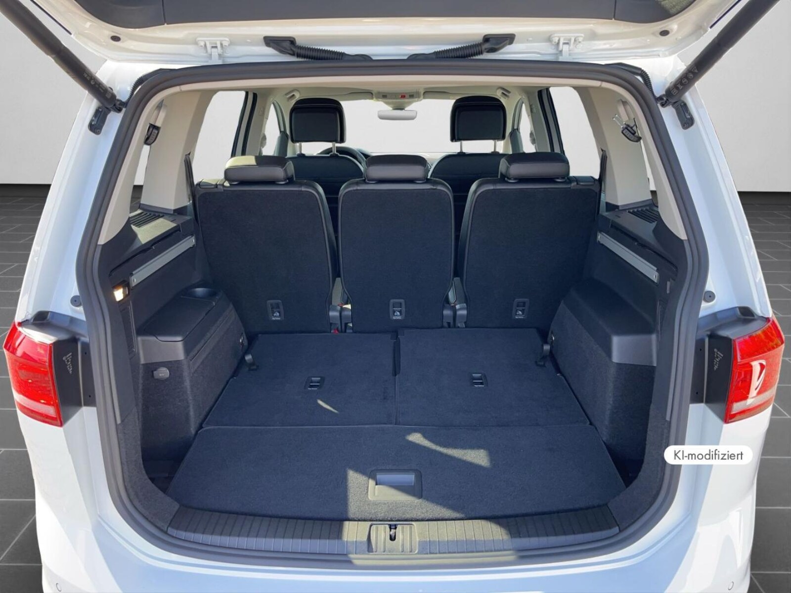 Volkswagen Touran – Bild 15
