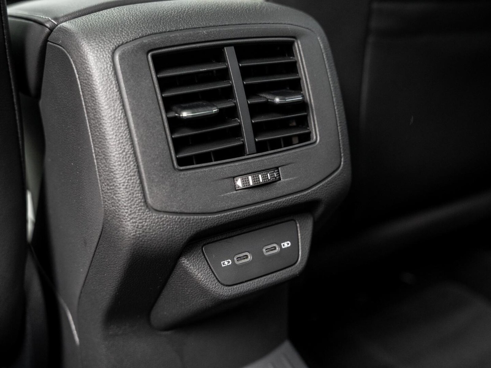 Volkswagen T-Roc – Bild 9