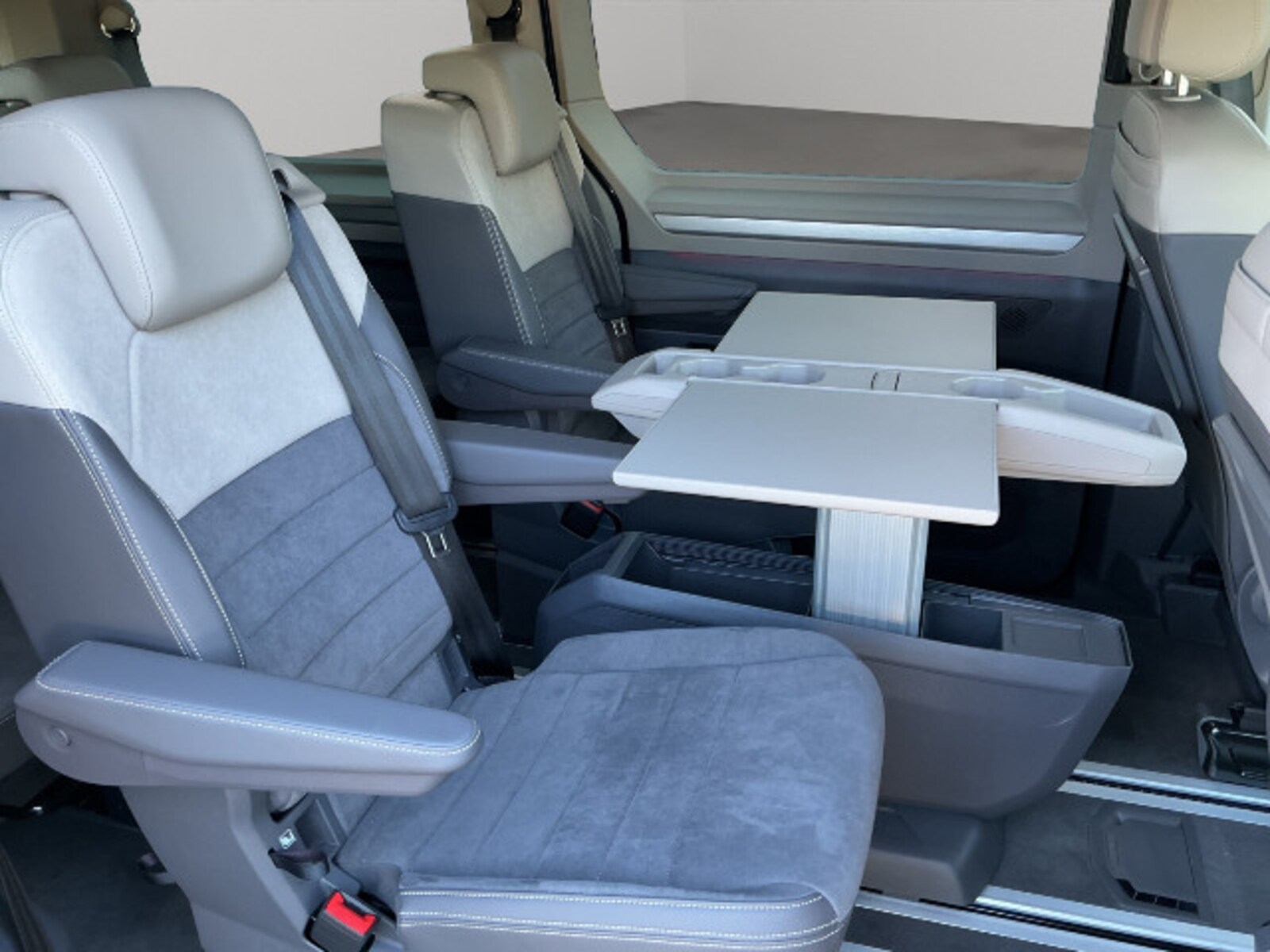 Volkswagen Multivan Langversion – Bild 20