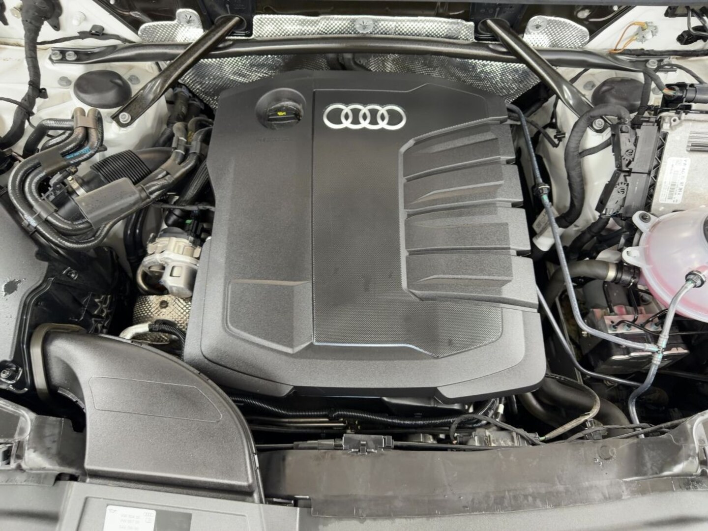 Bild über Audi Q5 40 TDI quattro S tronic - für weitere Informationen kontaktieren Sie den Audi Partner