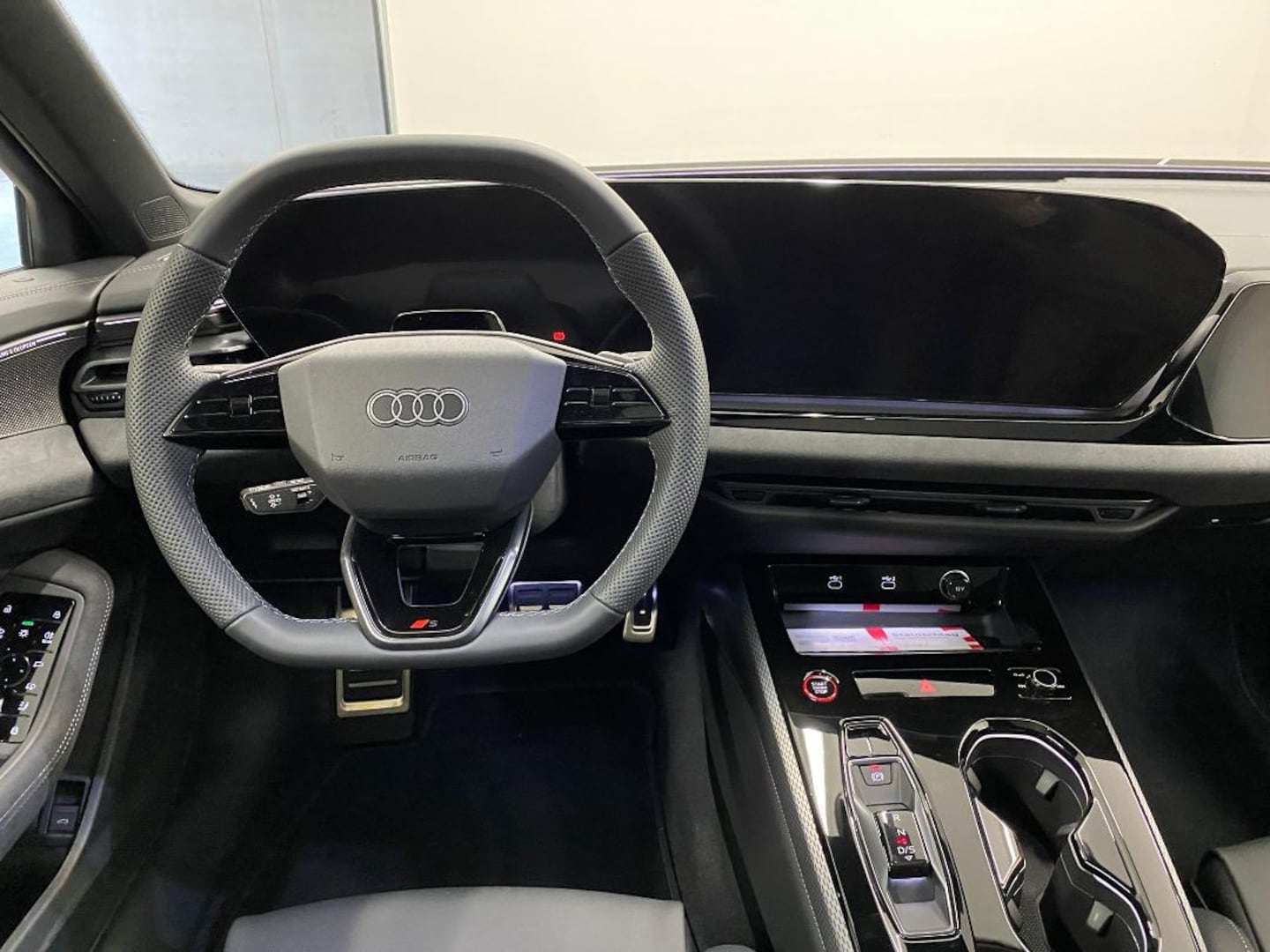 Bild über Audi A5 Avant e-hybrid e-hybrid quattro 270 kW S tronic - für weitere Informationen kontaktieren Sie den Audi Partner