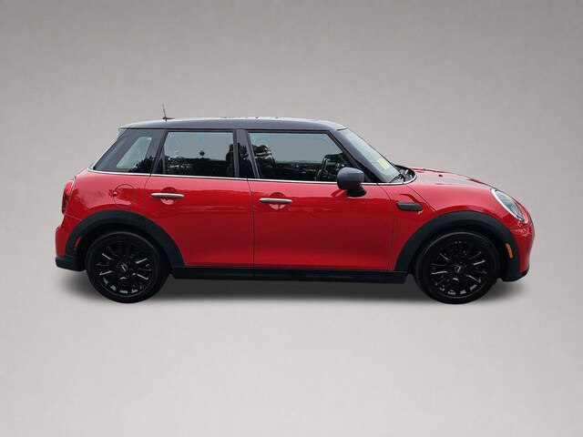 2022 MINI