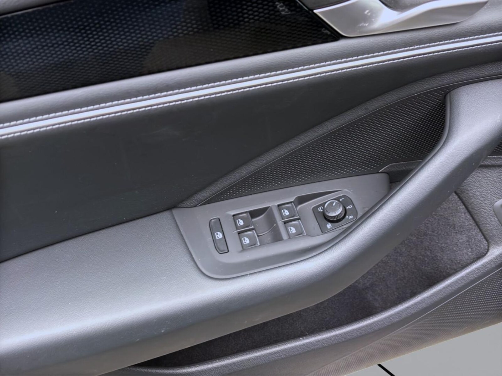 Volkswagen Passat – Bild 11