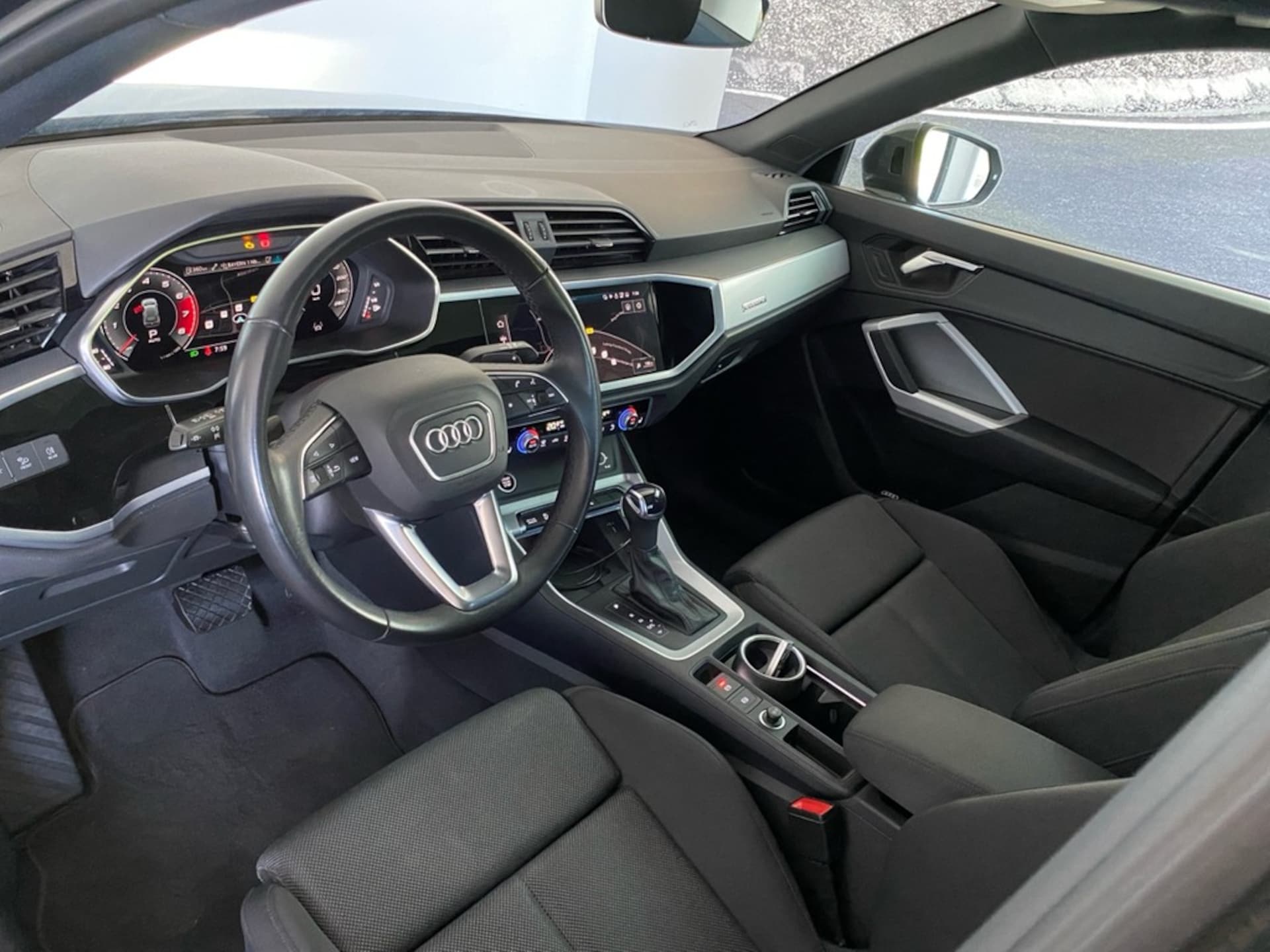 Audi Q3 SUV S line
