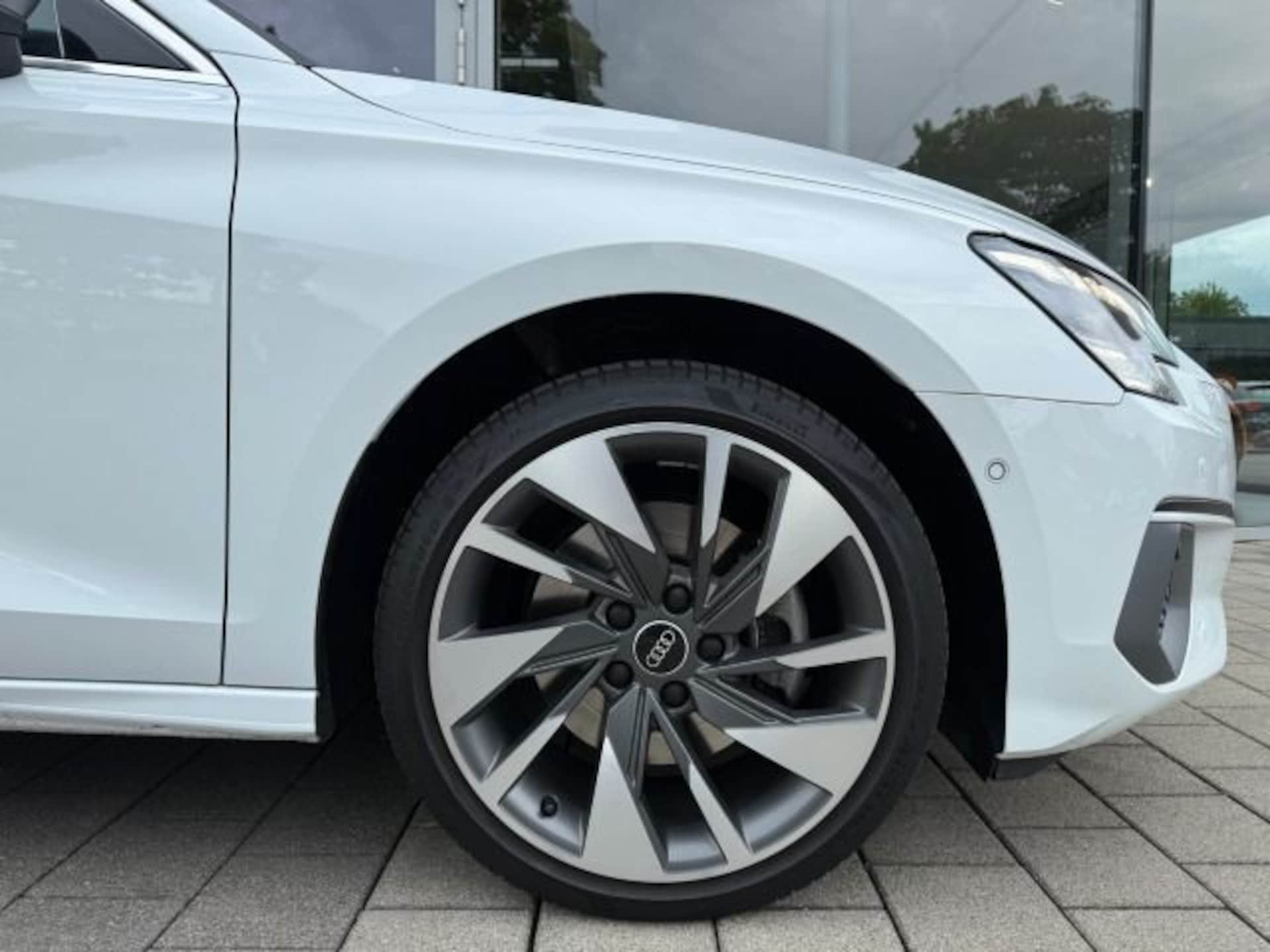 Audi A3 Sportback edition one
