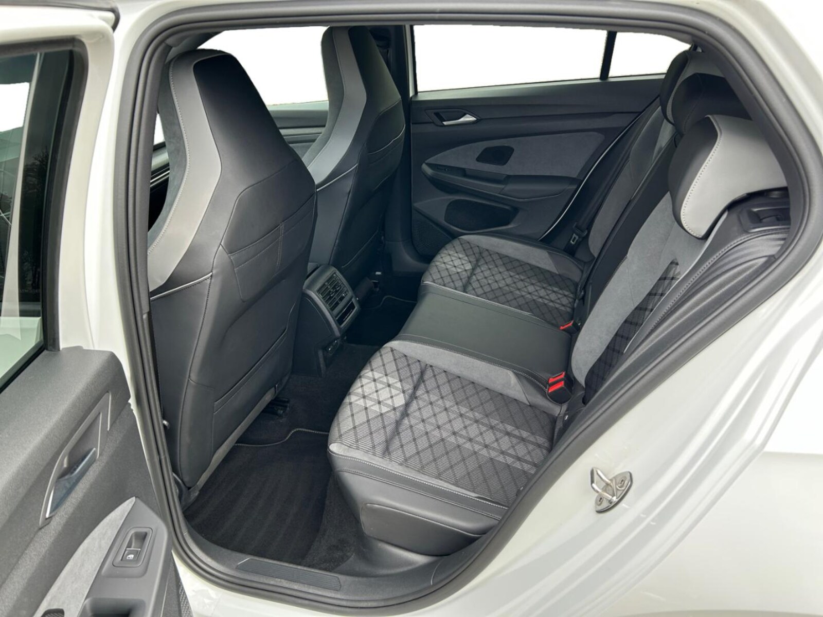 Volkswagen Golf – Bild 10