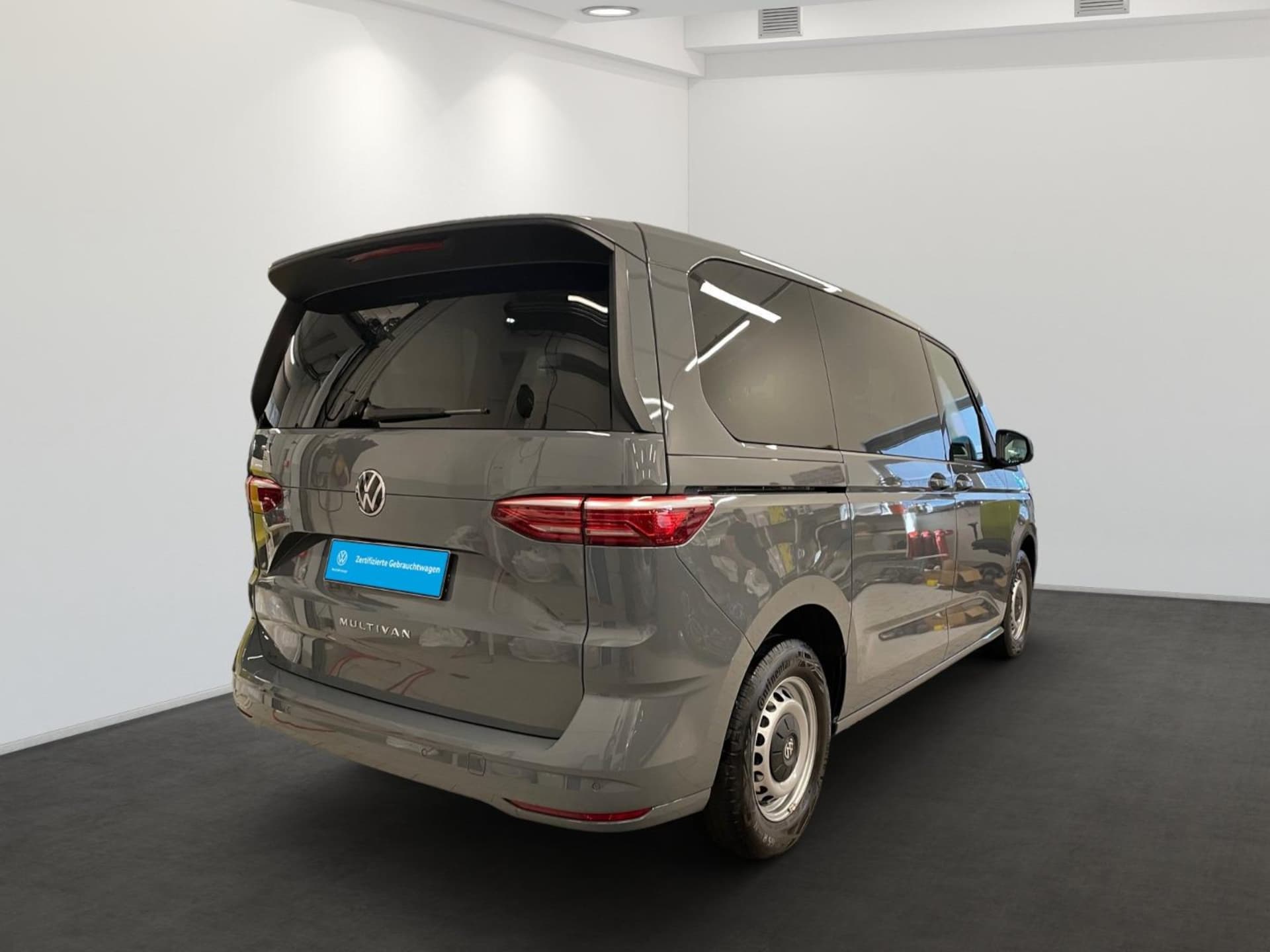 Volkswagen Multivan Basis-Modell
