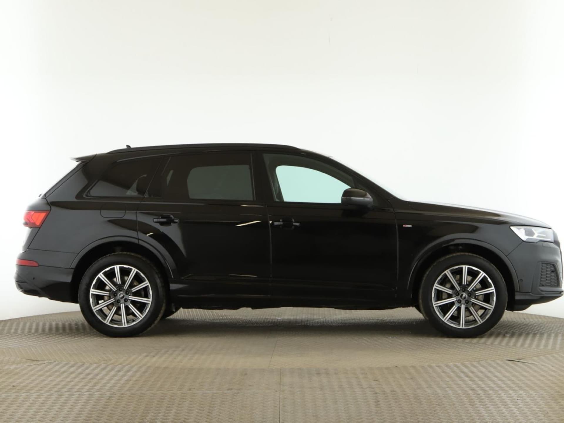 Audi Q7 SUV S line