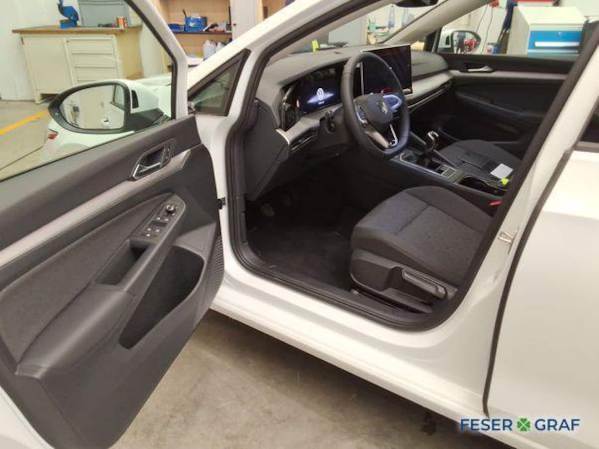 Volkswagen Golf Life