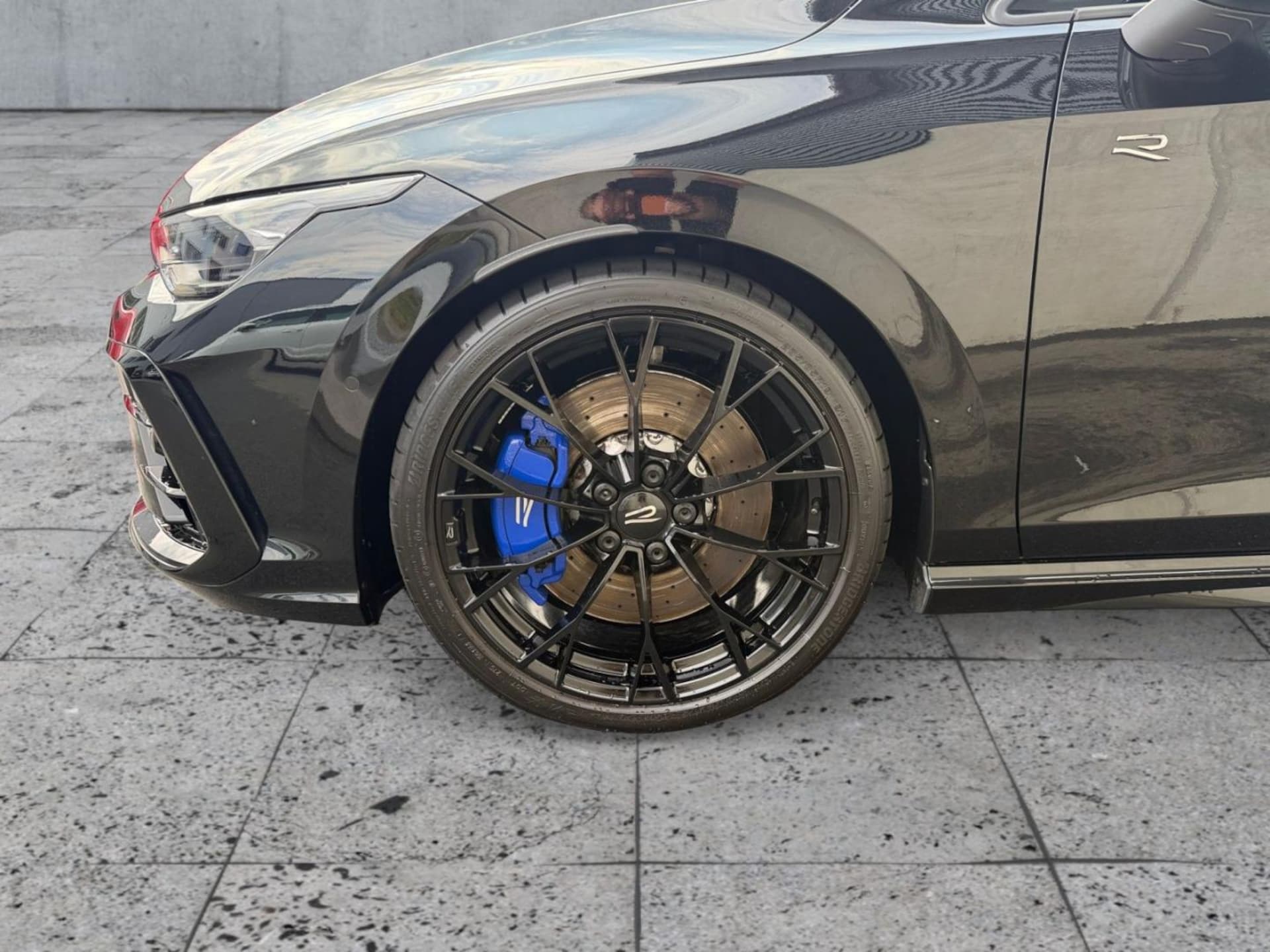 Volkswagen Golf R
