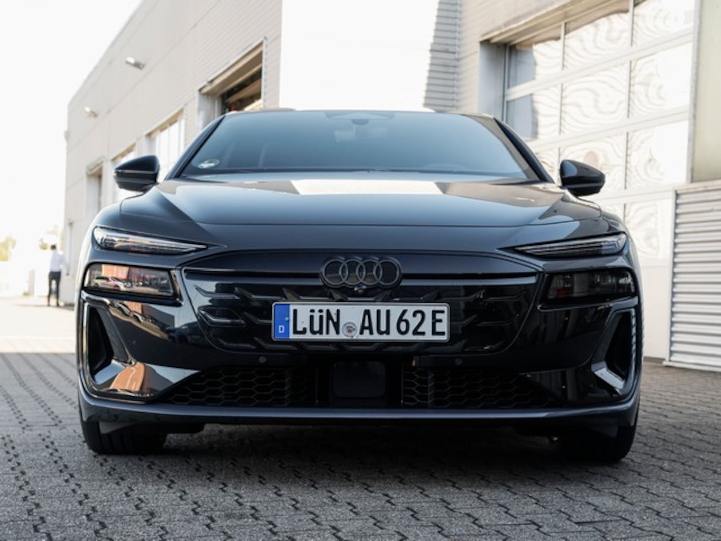 Bild über Audi A6 Avant e-tron S line business e-tron performance 270 kW - für weitere Informationen kontaktieren Sie den Audi Partner