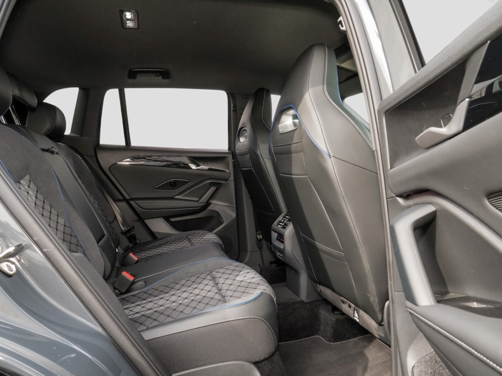 Volkswagen Tiguan – Bild 14