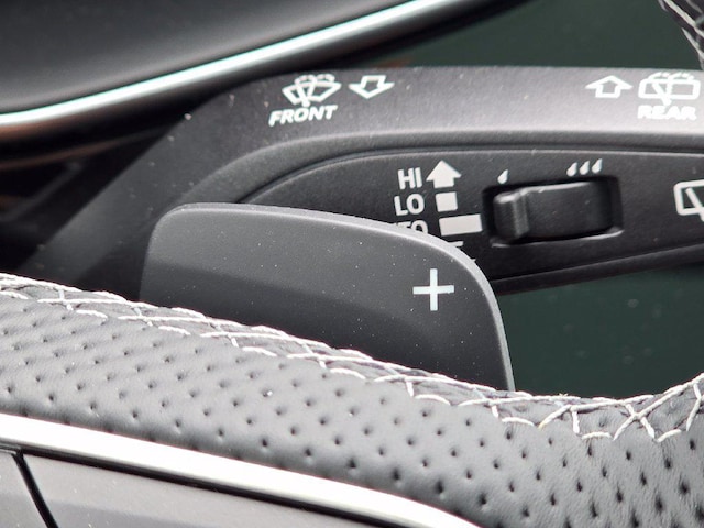2026 Audi SQ8 Premium Plus - Photo 17