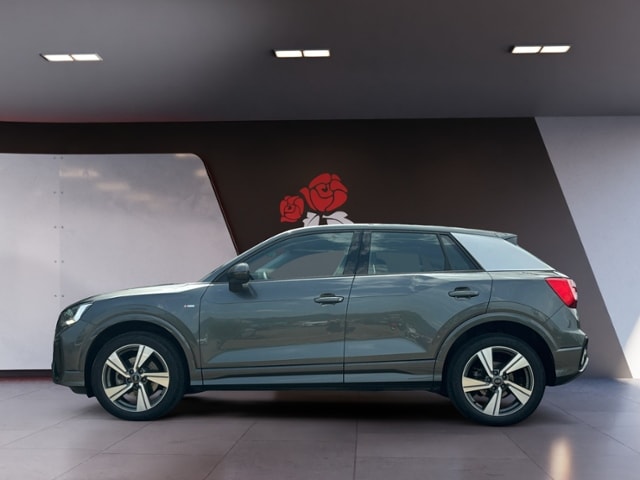 Image about Audi Q2 S line 40 TFSI quattro S tronic