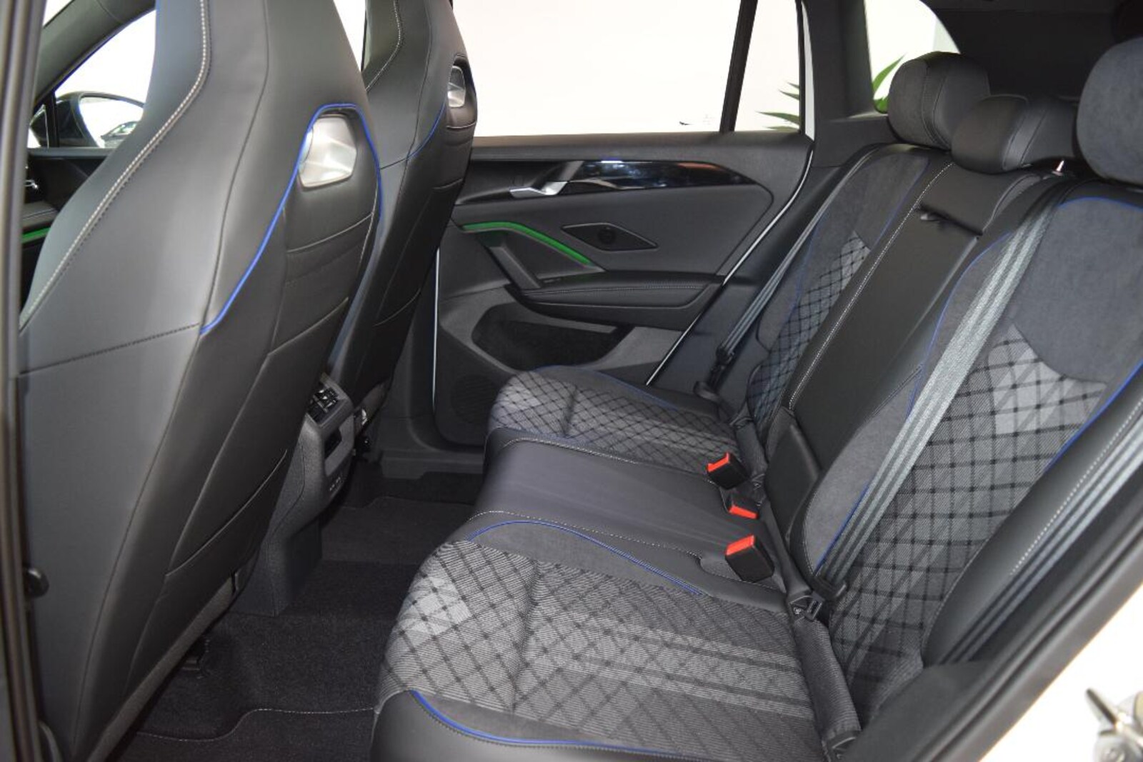 Volkswagen Tiguan – Bild 12