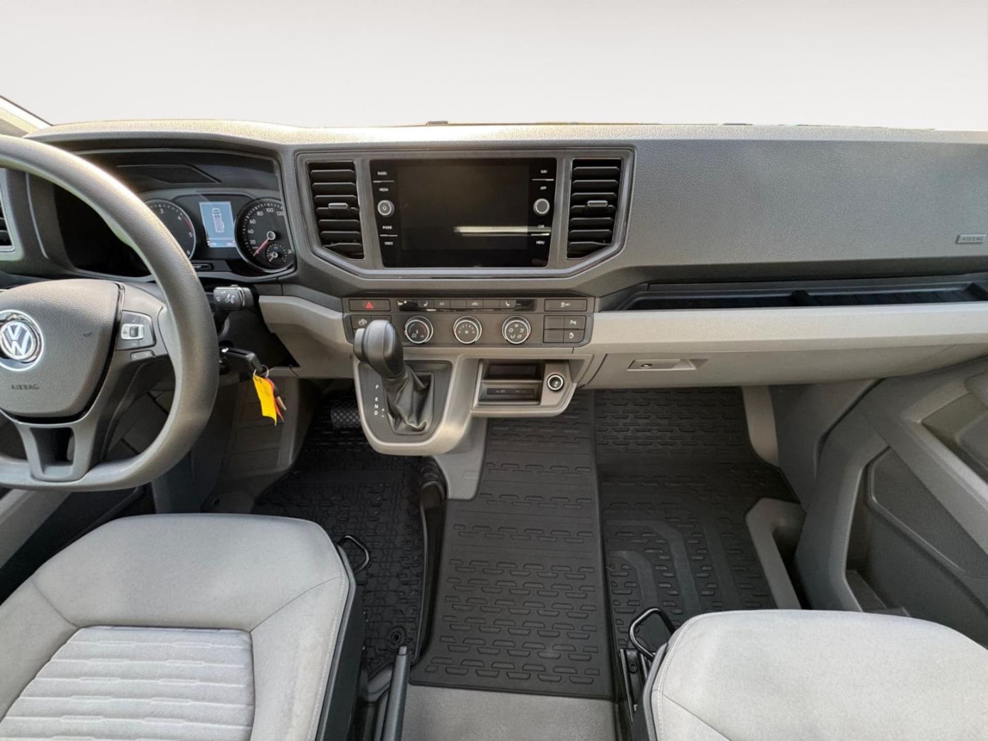 Volkswagen Grand California 680