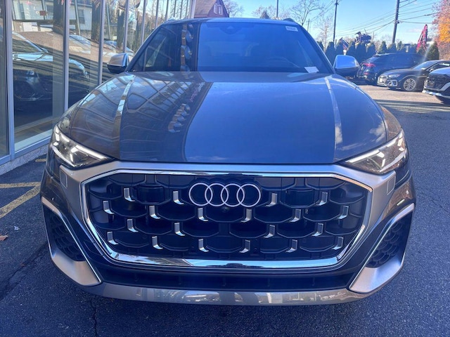 2025 Audi SQ8