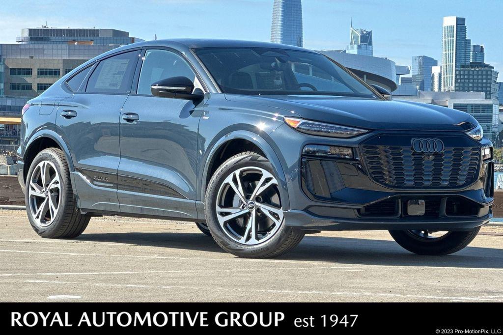 2027 Audi Q6 Sportback e-tron Premium Plus quattro's photo